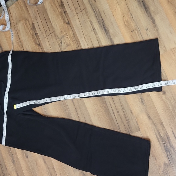 AMAZON ESSENTIALS Black Regular Fit Straight Leg Drawstring Sweatpant - Picture 10 of 12